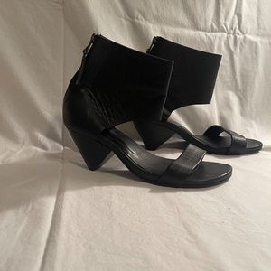 Vintage Century Paris / Bali Sandal Heels